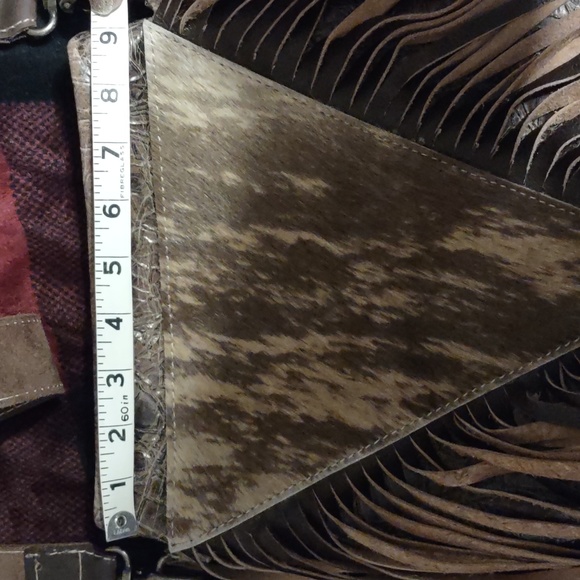 Turkey Creek Designs. Hand Made in Texas. Leather/fur/ fringe bag. - Picture 7 of 15